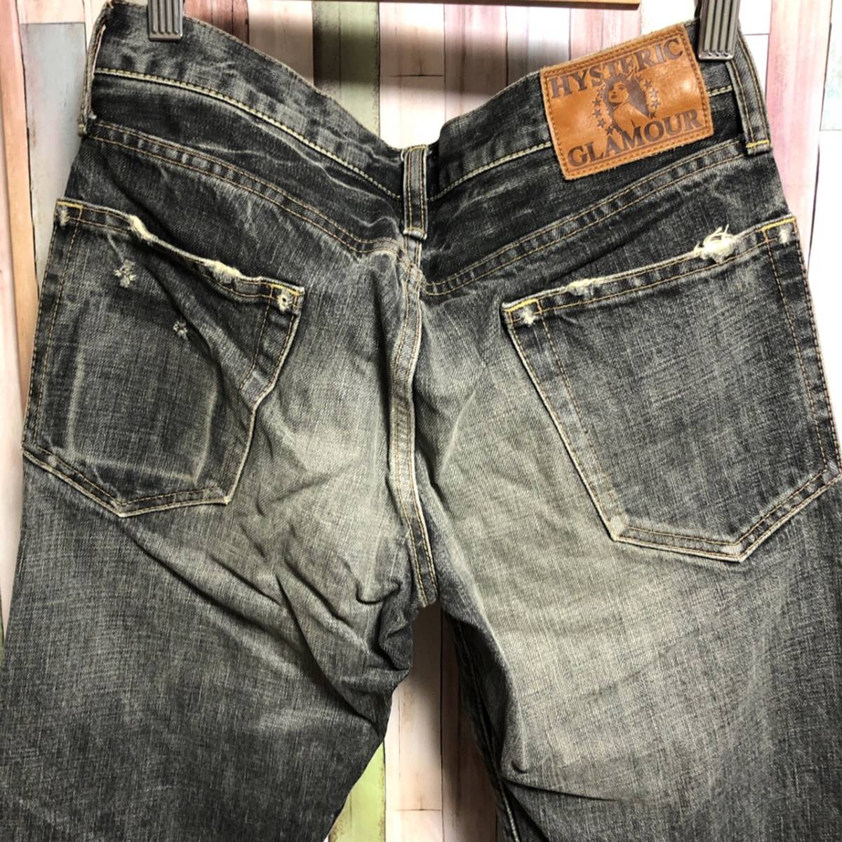 HYSTERIC GLAMOUR スタッズ ダメージ加工デニムパンツ | 2XLPRO.COM