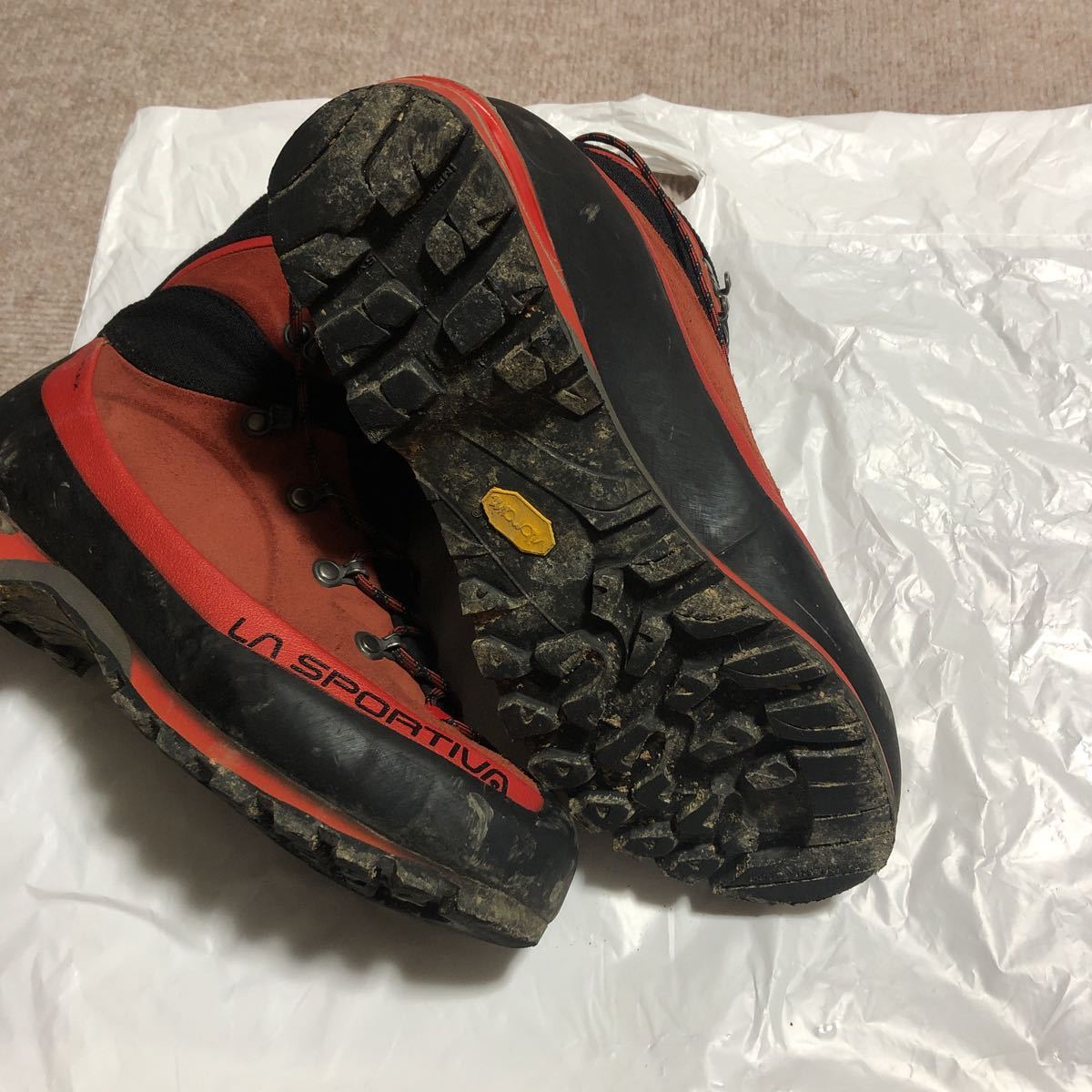  トレッキングシューズ 登山靴 GORE-TEX スポルティバ　41