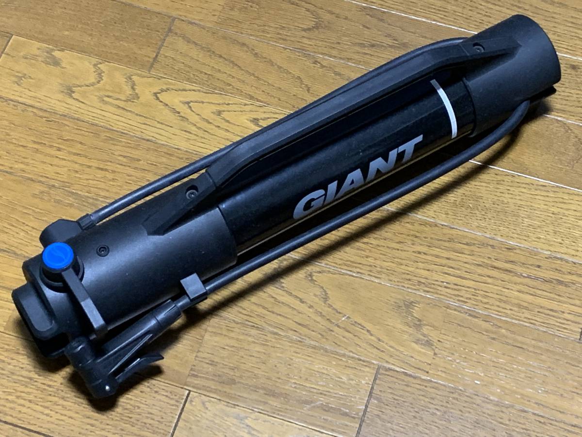 ジャイアント GIANT コントロールタンク チューブレスタイヤ ビード 
