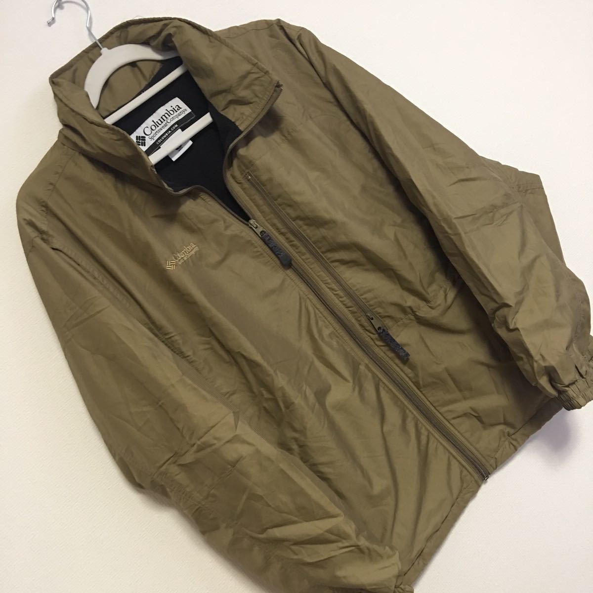 Columbia ナイロンジャケット マウンテンパーカー 中古・古着通販 
