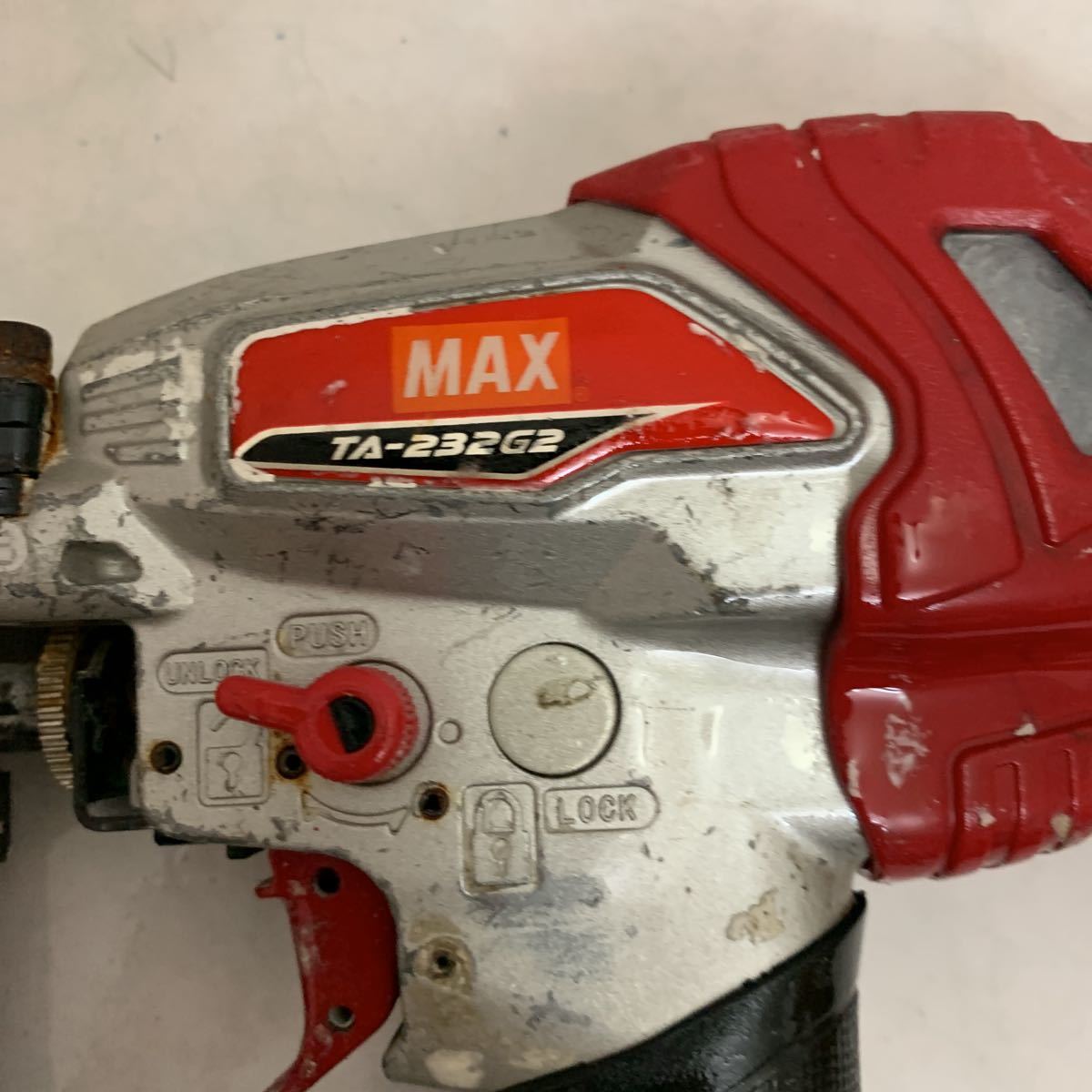 4MA内装用 エアータッカー TA-232G2 MAX 中古 マックス 1円 4MA内装用 エアータッカー TA-232G2 MAX 中古 マックス 1円