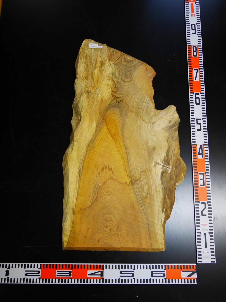安い，正規品 9123134欅 ケヤキ 板 花台 メニュー板 敷板 看板 ＤＩＹ 約厚3cm(欅（けやき）)｜売買されたオークション情報、yahooの商品情報をアーカイブ公開 - オークファン 板、シート