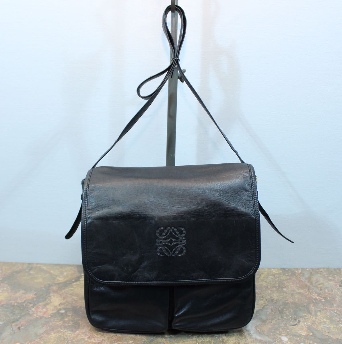東京通販 LOEWE ANAGRAM PATTERNED EMBOSSED LEATHER SHOULDER BAG MADE IN SPAIN/ロエベアナグラム柄型押しレザーショルダーバッグ
