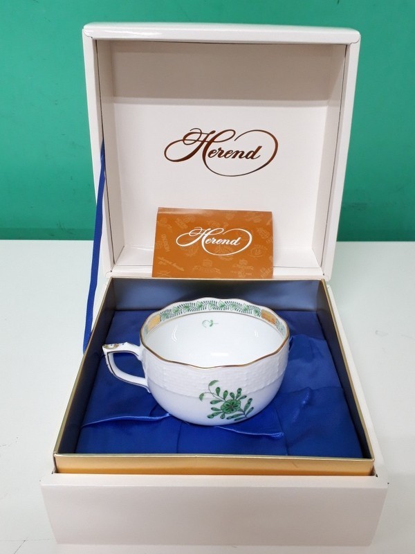 【限定SALE，豊富な】 Herend ヘレンド/カップ/BOXあり/超 /kh0955(ヘレンド)｜売買されたオークション情報、yahooの商品情報をアーカイブ公開 - オークファン ヘレンド