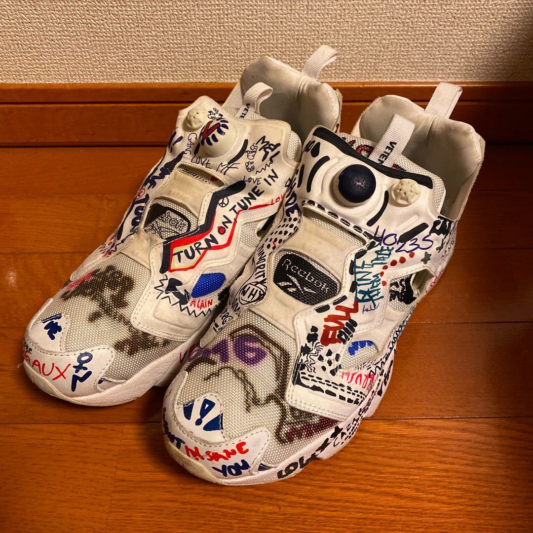 リーボック ヴェトモン インスタ × 落書き ポンプ Reebok コラボ 