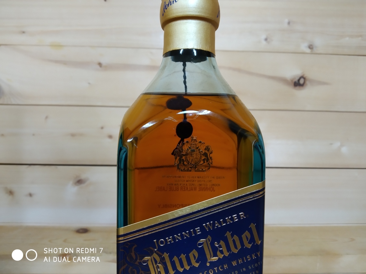 古酒★未開栓 ジョニーウォーカー ブルーラベル 750ml 40% 化粧箱付き JOHNNIE WALKER Blue label No2006 ブルーラベル ジョニーウォーカー 750ml ⁄ 43% 750ml×1本