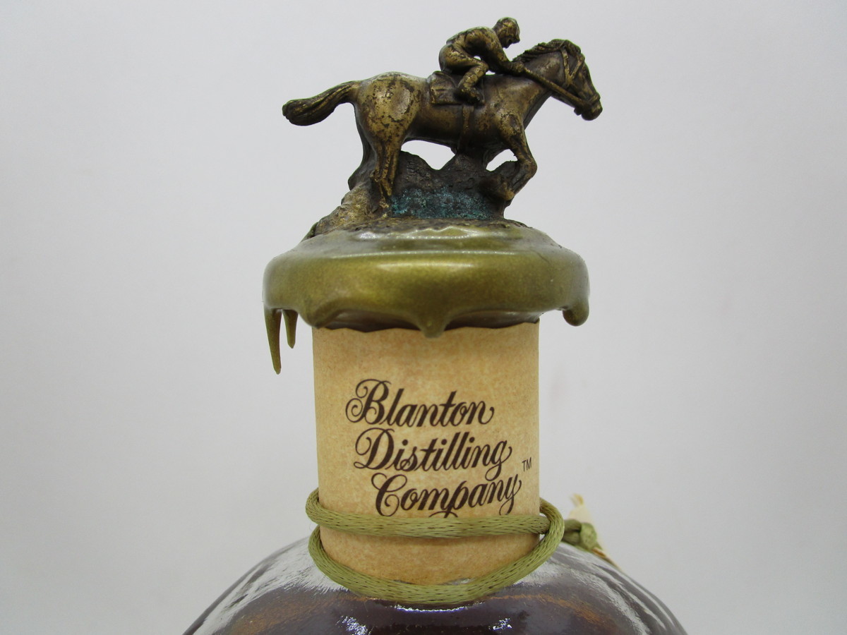 未開栓 巾着付き ブラントン シングルバレル 750ml 古酒 ブラントン 750ml 46.5％ Blanton バーボンウイスキー 未開栓 巾着付き