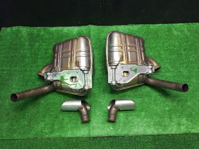 驚きの破格値，新品 Porsche ポルシェ996 GT3 純正マフラー 品番：996.111.122.90/996.111.121.90 個人宅発送不可(マフラー本体)｜売買されたオークション情報、yahooの商品情報をアーカイブ公開 - オークファン ポルシェ用