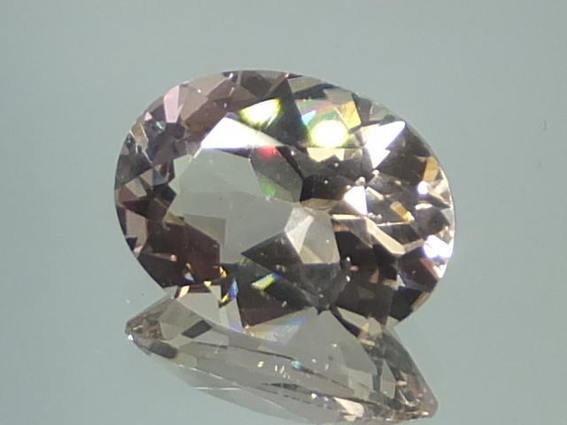 【22181】大粒：アイクリーンの高品質に優しいピンクカラーの天然モルガナイトルース3.68ct　ソーティングメモ付