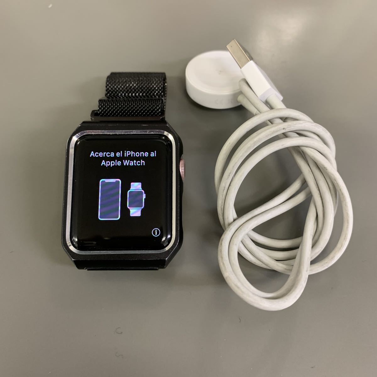 Apple Watch Series 0 38mm Rose Smartwatch with Aluminium Gold Case 