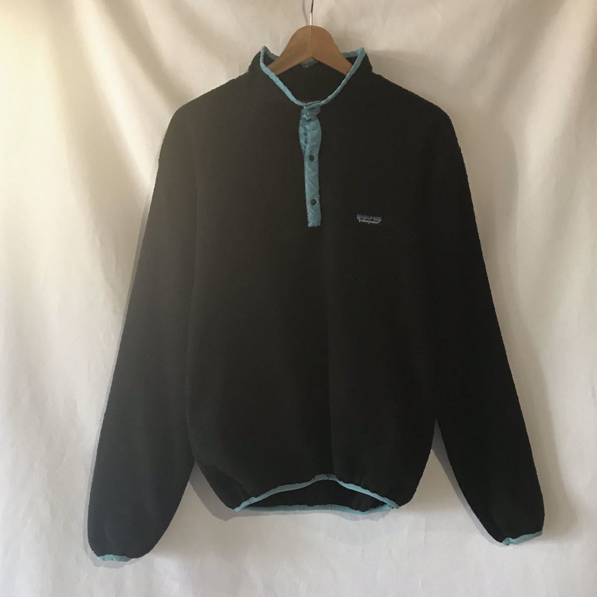 全国無料，低価 80s90s patagonia パタゴニア スナップT 黒 ブラック 三角タグ / ヴィンテージ ビンテージ フリース パタゴニアフリース USA製 アメリカ製(Lサイズ)｜売買されたオークション情報、yahooの商品情報 男性用