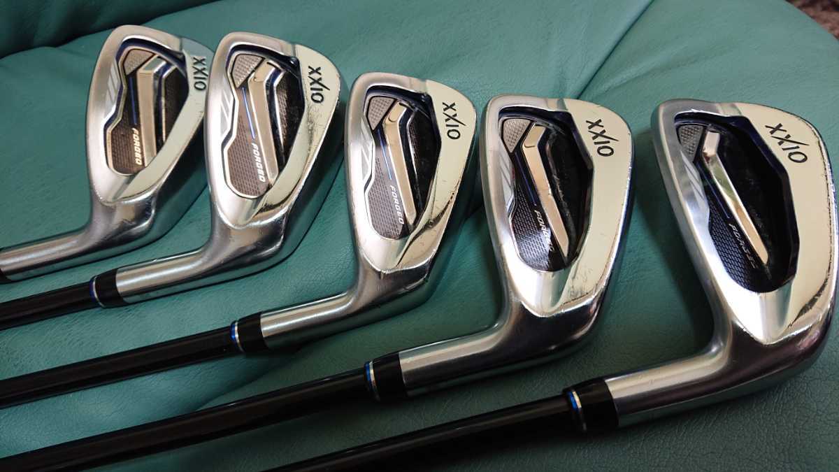 人気セール，人気 ダンロップ ゼクシオ XXIO FORGED 6 PW 純正カーボンシャフト R グリップ(ダンロップ)｜売買されたオークション情報、yahooの商品情報をアーカイブ公開 - オークファン 男性右きき用