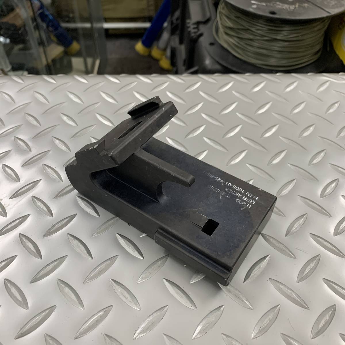 米軍実物 M249 SAW/MagazineAdapter アーモブラケット FN Minimi