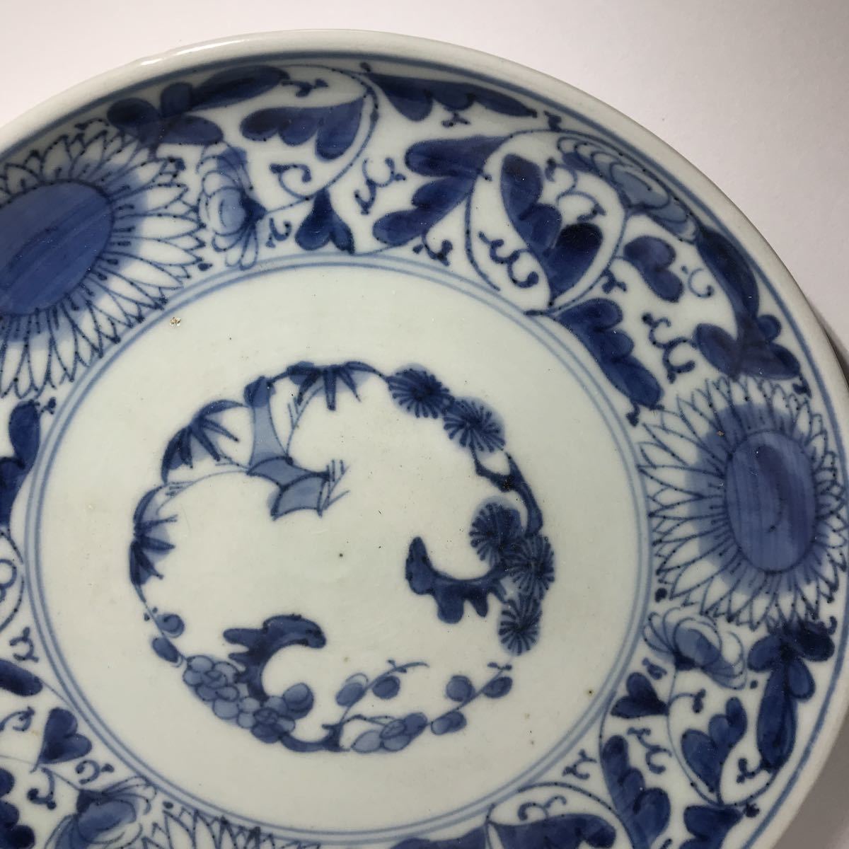剣古伊万里 染付 菊唐草文 六寸皿 享保～宝暦 本物保証 (検