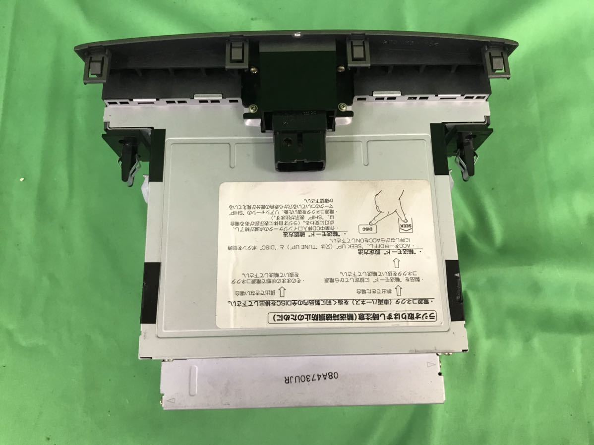 N0127 中古 トヨタ セルシオ UCF30 UCF31 前期 純正 CDチェンジャー