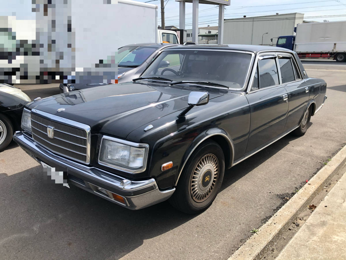トヨタ センチュリー（VG40） フューエルポンプ交換とブレーキ 17年 