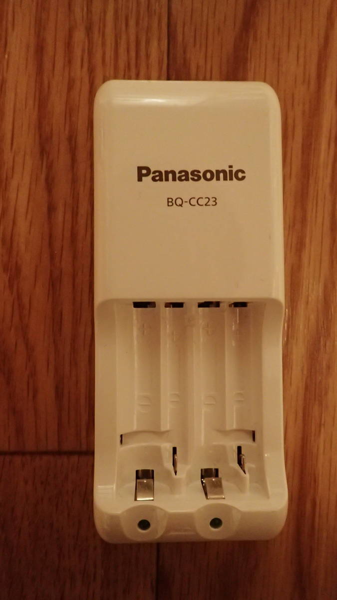 Panasonic パナソニック エボルタ エネループ対応 ニッケル水素電池 急速充電器 単3 単4 BQ-CC23(充電器)｜売買された ...