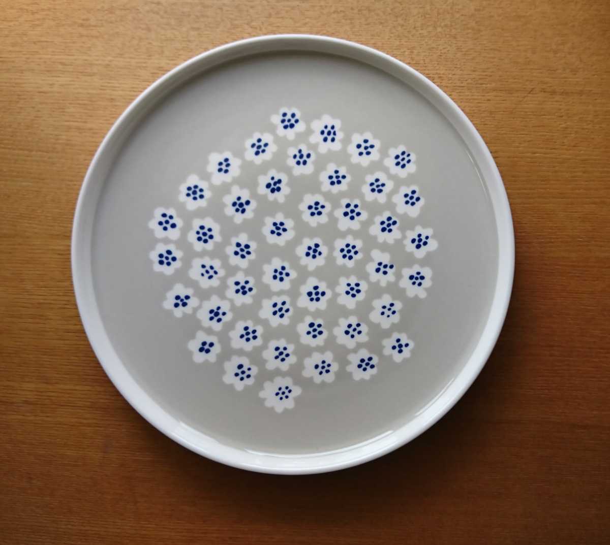 marimekko マリメッコ Puketti プケッティ プレート20cm ベージュ