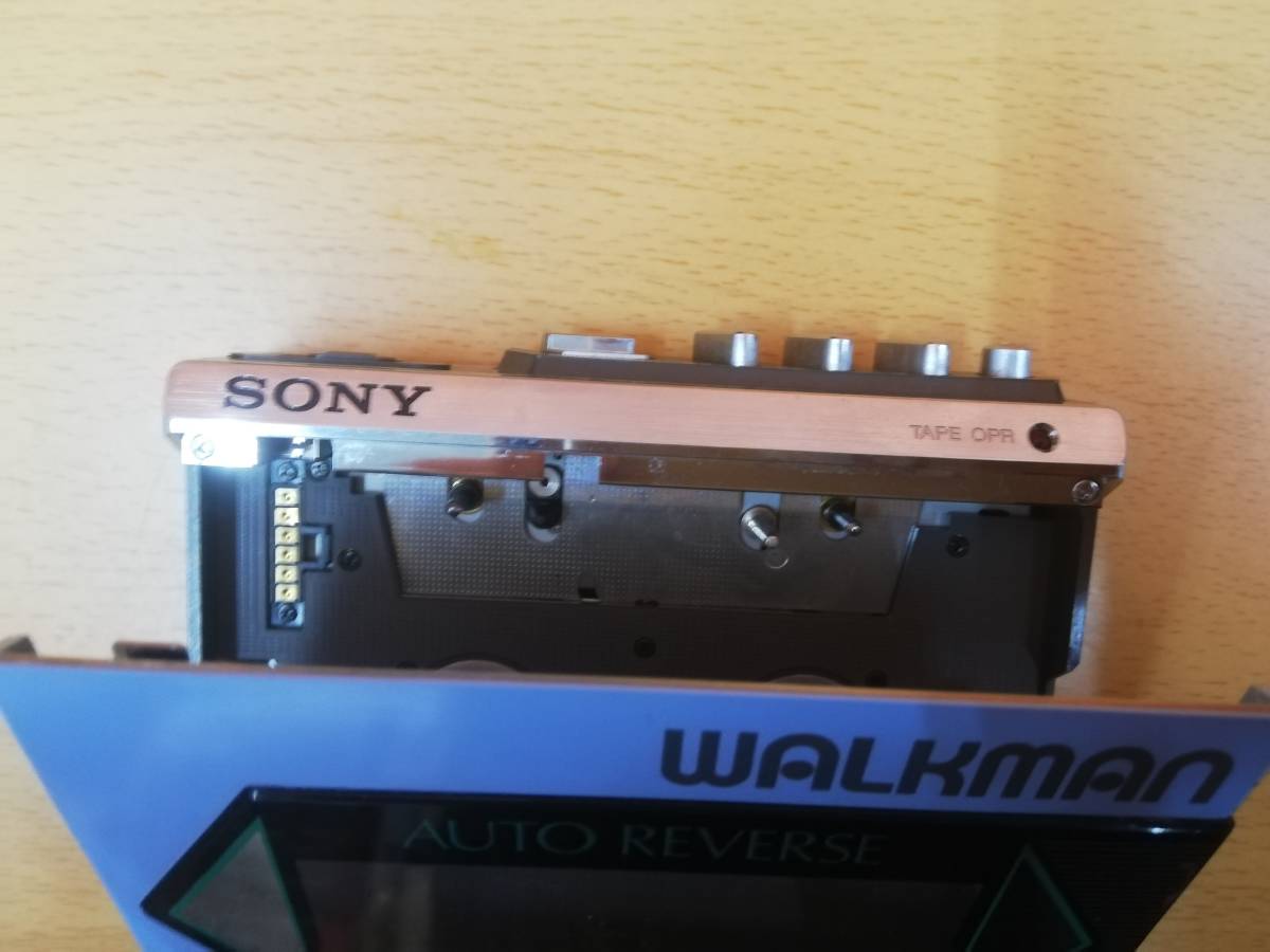 SONY WM-55 Walkman カセットプレーヤー レア　水色　ジャンク品 SONY WM-55 Walkman カセットプレーヤー レア 水色 ジャンク品
