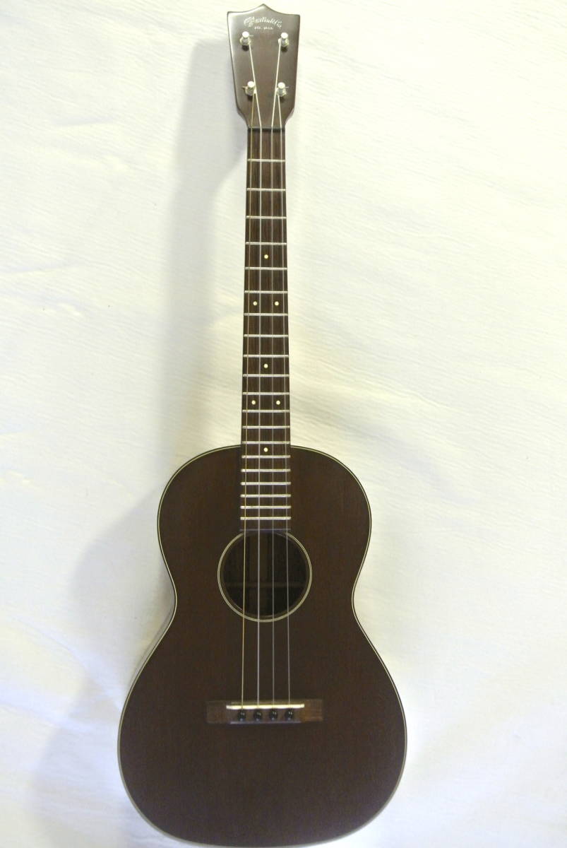 新作入荷，大得価 マーティンバリトンウクレレ 1960年代ビンテージ(本体)｜売買されたオークション情報、yahooの商品情報をアーカイブ公開 - オークファン 本体
