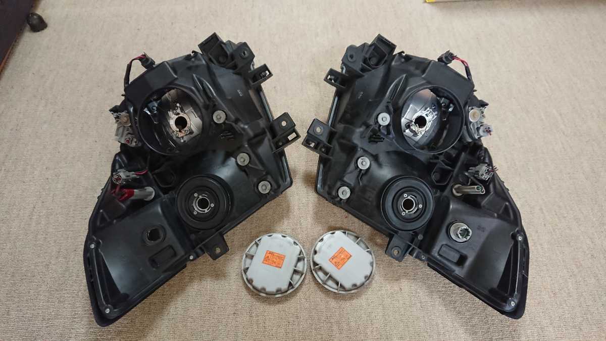 エルグランド E51 | 日産 左ヘッドライトHID 後期純正 ｜エルコボ