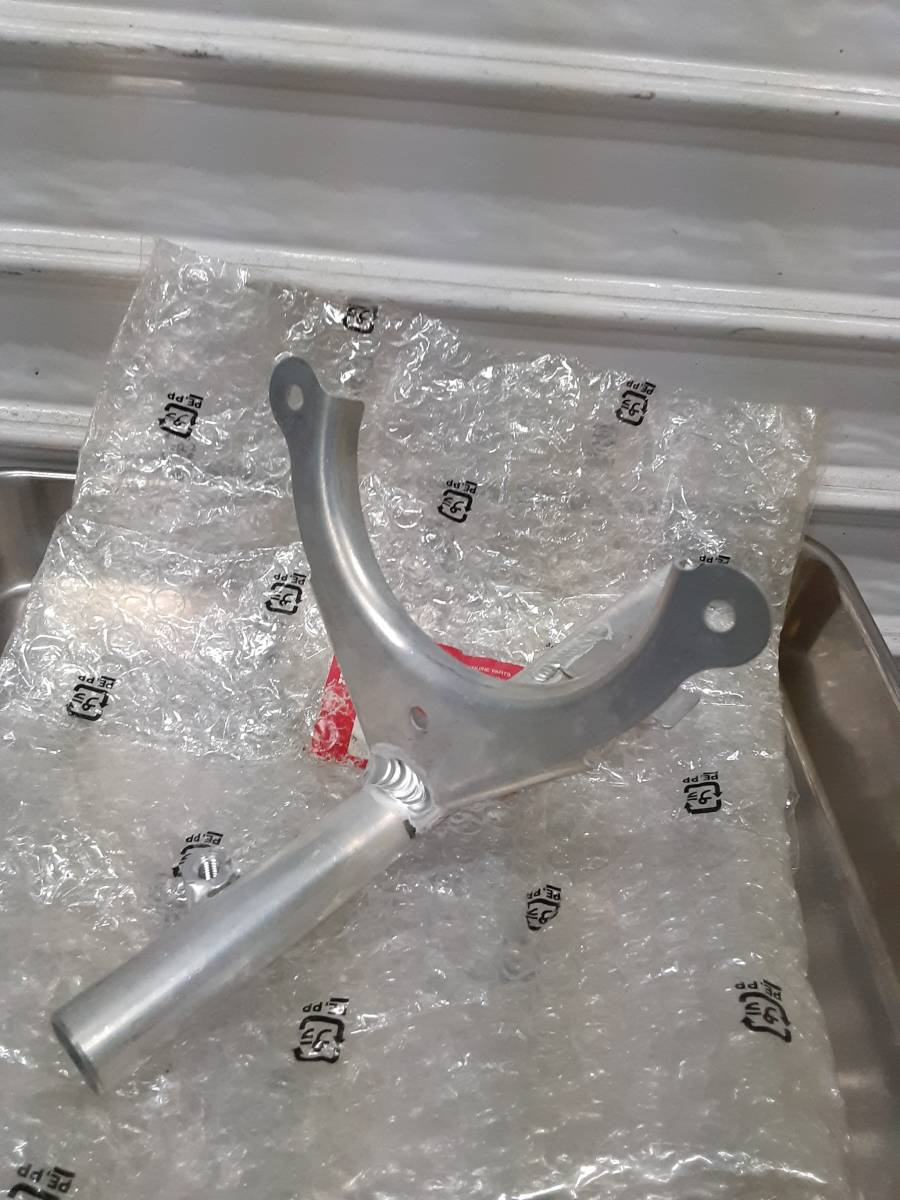 新品未使用保管品　HRC RS125 NX4 フロントカウルステー rs125 2026年最新Yahoo!オークション Yahoo!オークション カウル」(自動車、オートバイ) nx4 カウル」の落札相場・落札価格