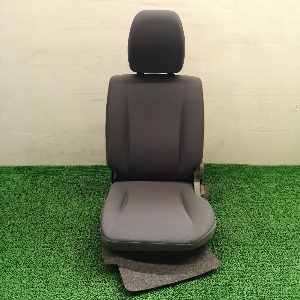 得価，爆買い U72V フロントシート 左/助手席 H25 日産 NISSAN NV100 クリッパー GX ターボ 8.3万㌔ CLP1(日産用)｜売買されたオークション情報、yahooの商品情報をアーカイブ公開 - オークファン 日産用
