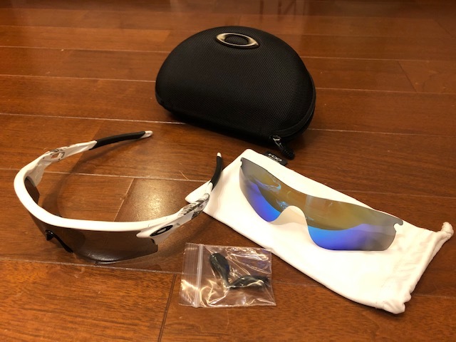 安い，低価 ＯＡＫＬＥＹ オークリー サングラス レーダーロックパス ＲＡＤＡＲＬＯＣＫＰＡＳＳ ホワイト 白 おまけスペアレンズ付(セル、プラスチックフレーム)｜売買されたオークション情報、yaho セル、プラスチックフレーム
