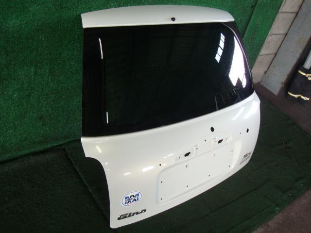 送料込み　ダイハツ ミラ L700S リアゲート ホワイトパール　W18 送料込み ダイハツ ミラ L700S リアゲート ホワイトパール W18
