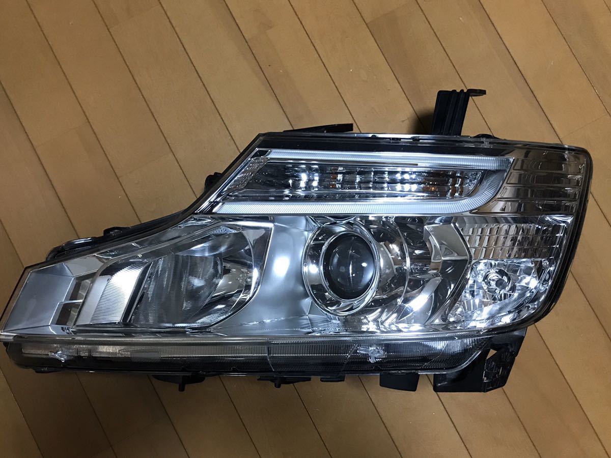 ホンダステップワゴン 助手席側ヘッドライト RK ステップワゴン RK5