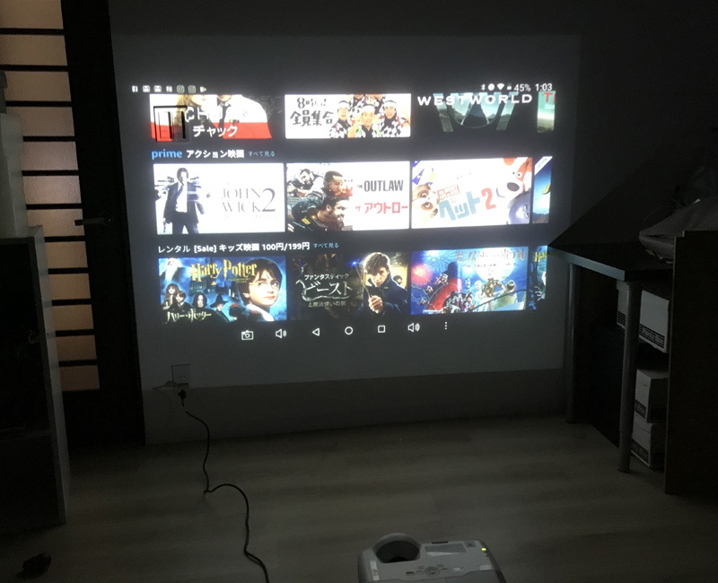 4畳半でも大画面！】短焦点プロジェクターEPSON EB-430 3，000lm HDMI対応