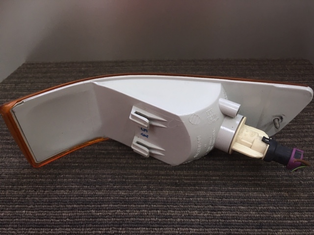 ポルシェ968　ウィンカー 右_3