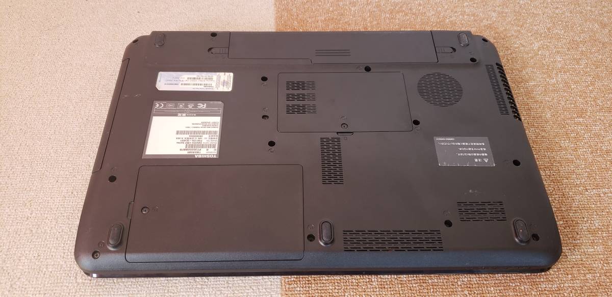 東芝 T350/56BR ノートPC Core i5 M480 ② dynabook 東芝 T350&frasl;56BR 中古 [モデナレッド] 価格比較