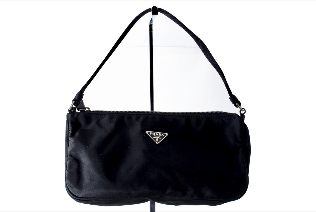 PRADA ナイロン プラダ 三角ロゴ 極美品 ポーチ ミニバッグ ミニ 