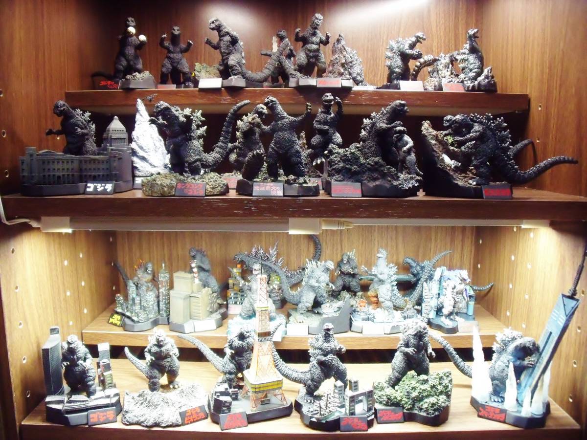 ゴジラ全集・ゴジラ名鑑 全34体セット 中古美品（酒井ゆうじ 