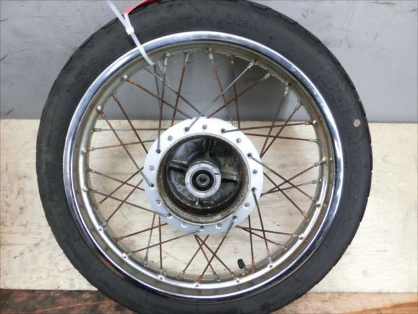 J9-0415 ホンダ リトルカブ E フロントホイール タイヤ 【C50E-451