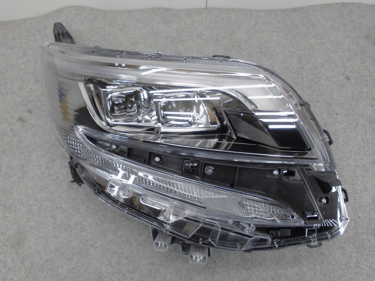 ZRR80 ノア エスクァイア 後期 純正 LED ヘッドライト 右 刻印H 81130 