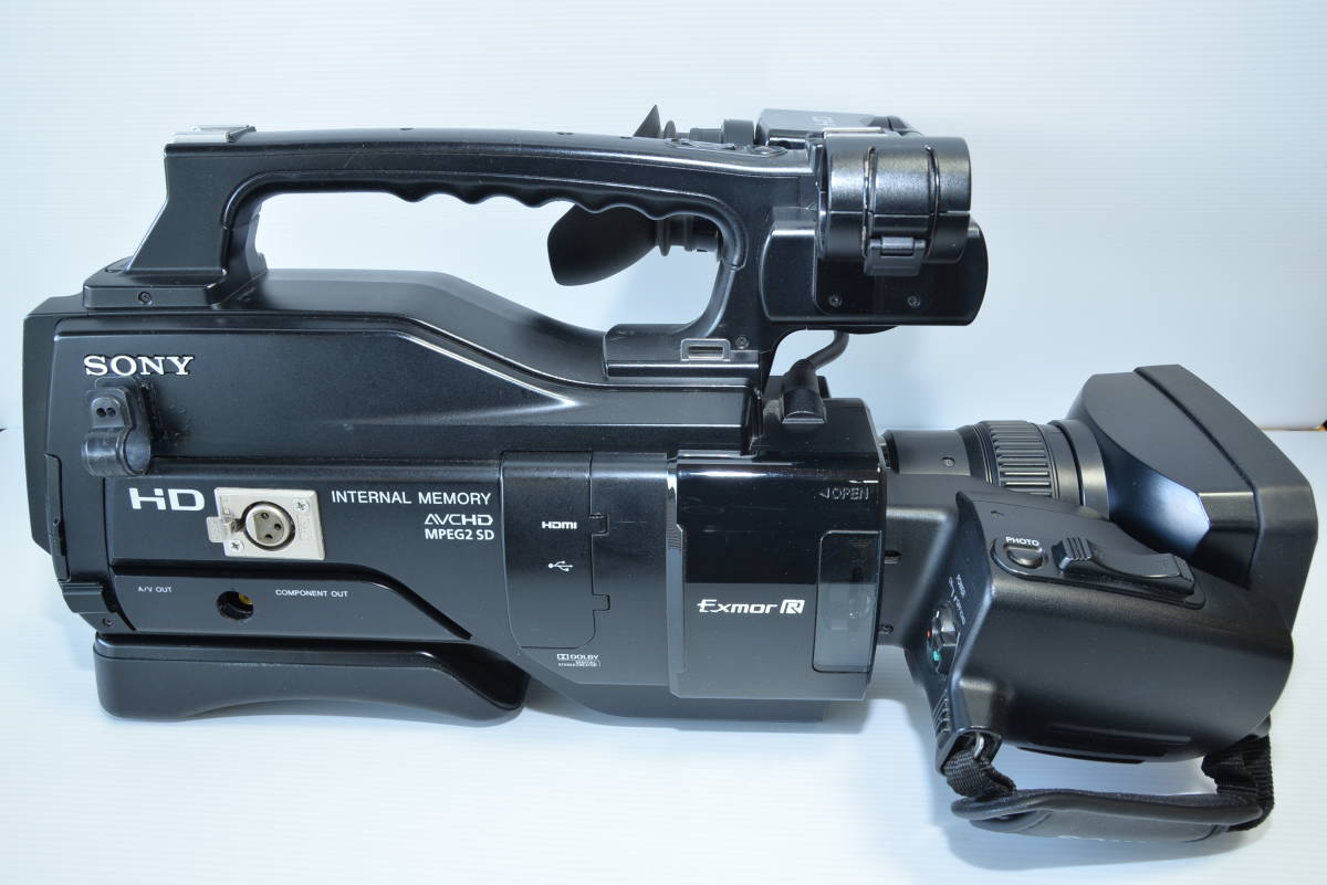 C7072】AVCHDカムコーダーHXR-MC2000J 業務用ビデオカメラ 中古品
