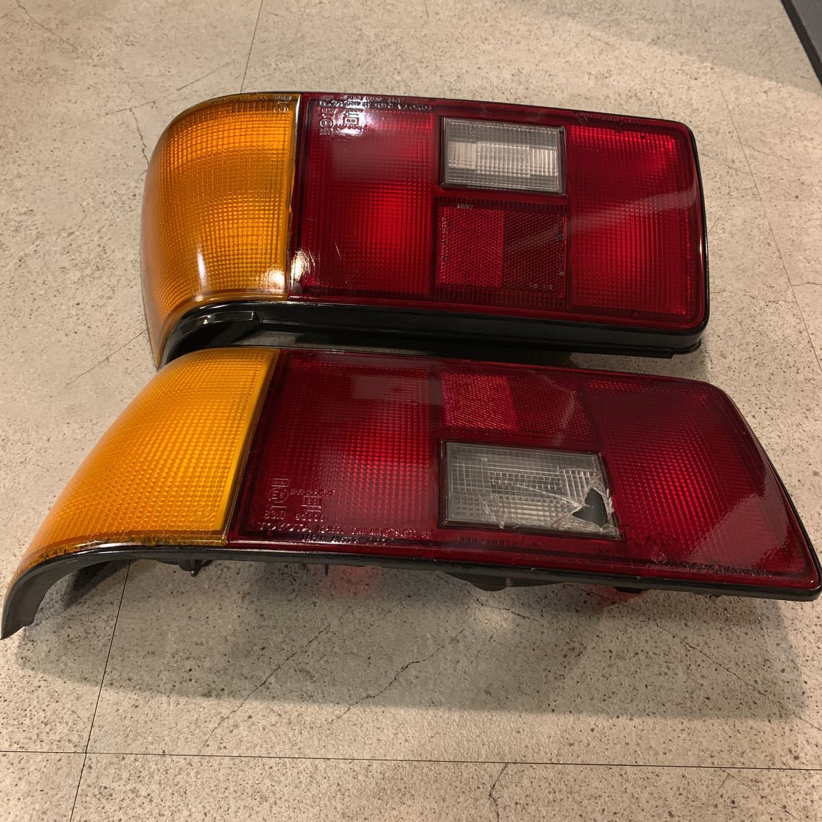 AE86 前期 クーペ テールライト 左右セット AE86前期トレノ テール