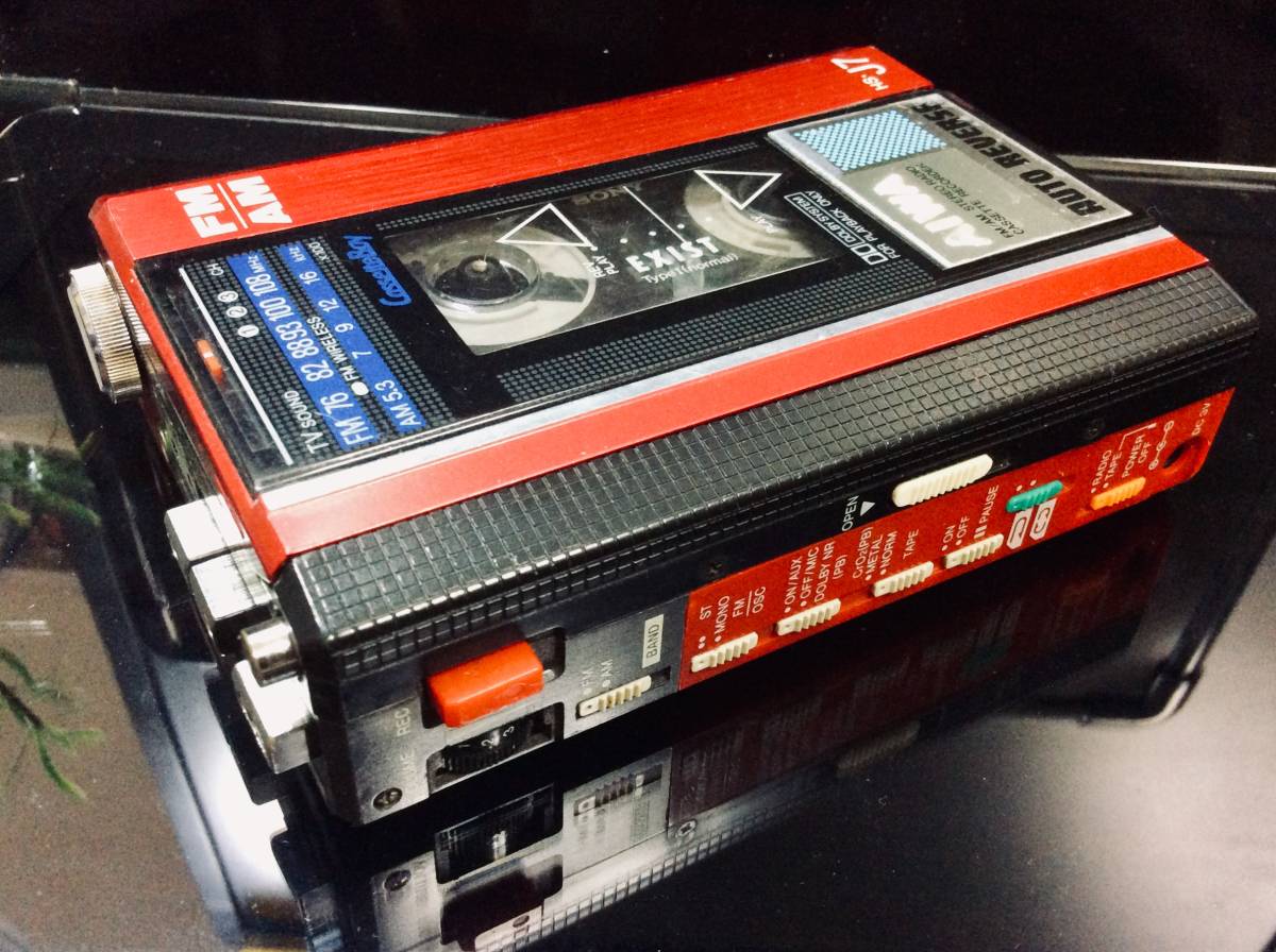 AIWA カセットボーイ HS- J7 アイワ cassette boy 1980年代 録再