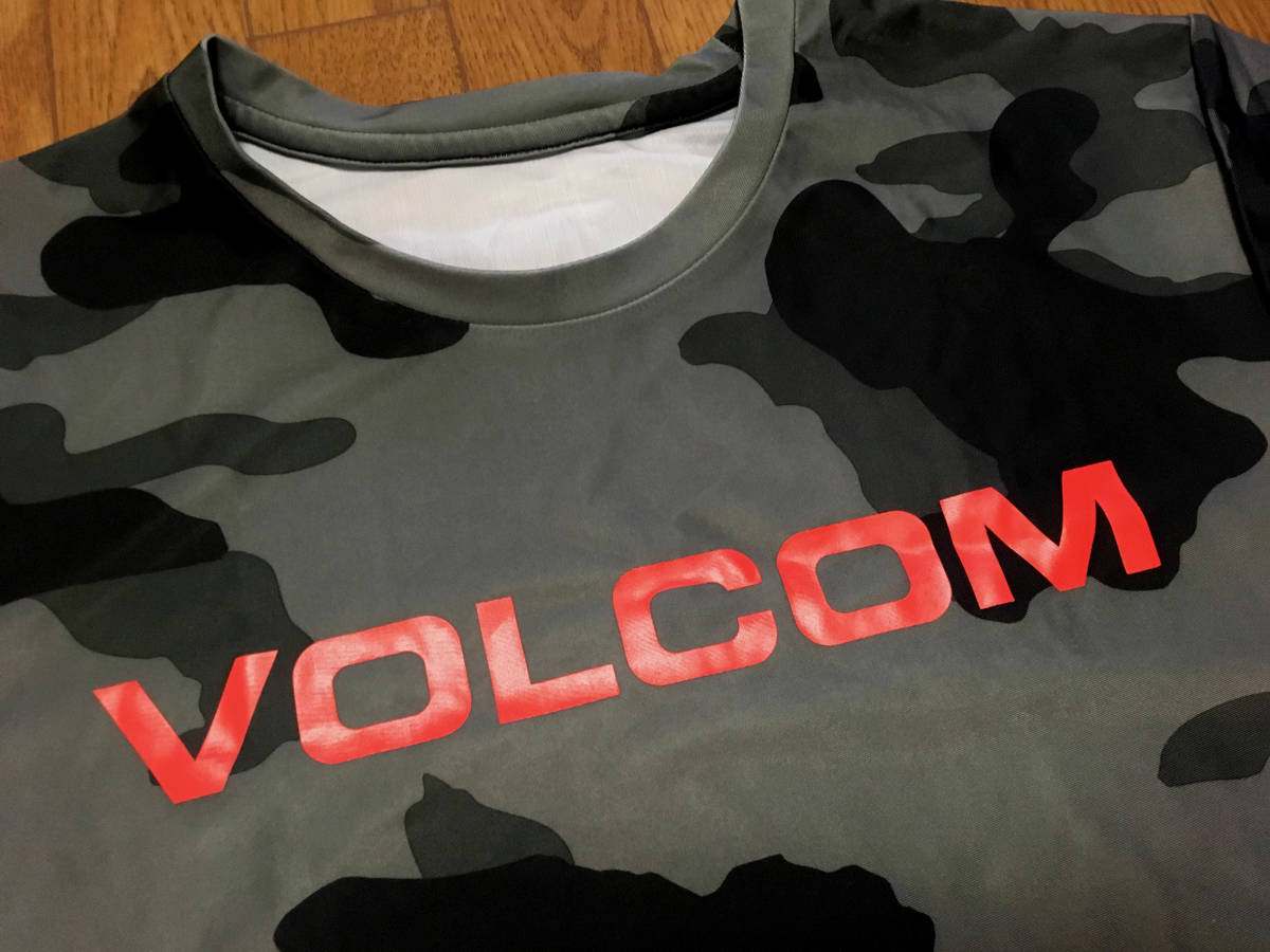 ボルコム（袖の長さ半袖）（カジュアルシャツ｜トップス volcom 半袖 SS メンズ NOZAKA 半袖シャツ（サイズ（S&frasl;M&frasl;L）M）（トップス｜メンズ volcom（Tシャツ&frasl;カットソー(半袖&frasl;袖なし)）のフリマアイテム一覧 ボルコム VOLCOM シャツ AOP VSH261001 半袖シャツ（トップス｜メンズファッション）の通販 SHIRT VST261011