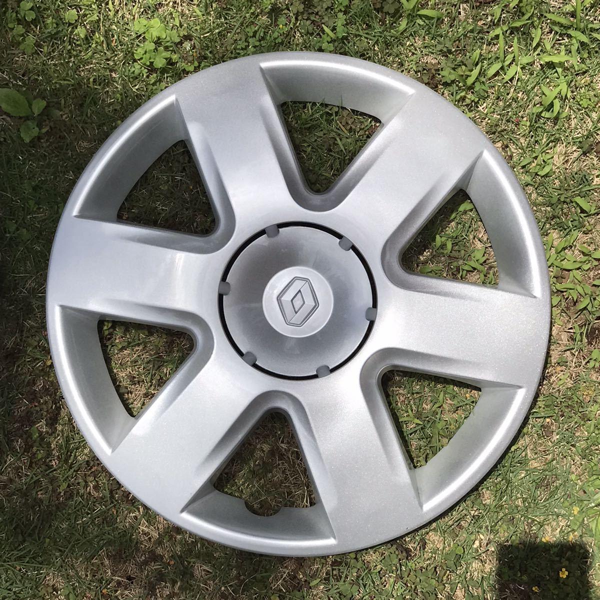 ルノーカングー ホイールキャップ中古 KW系