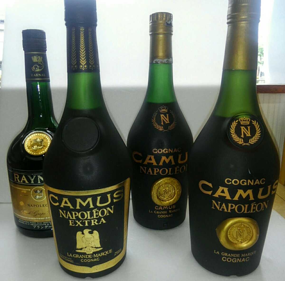 L*A様 【未開栓】CAMUS カミュ 5本まとめて 古酒 カミュ ナポレオン CAMUS NAPOLEON コニャック ブック 未開栓 ☆ 古酒