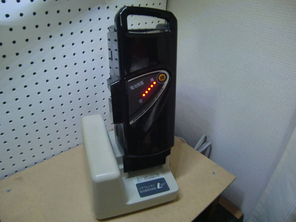 良品 NKJ033 パナソニック バッテリー 充電器 電動アシスト 自転車 検