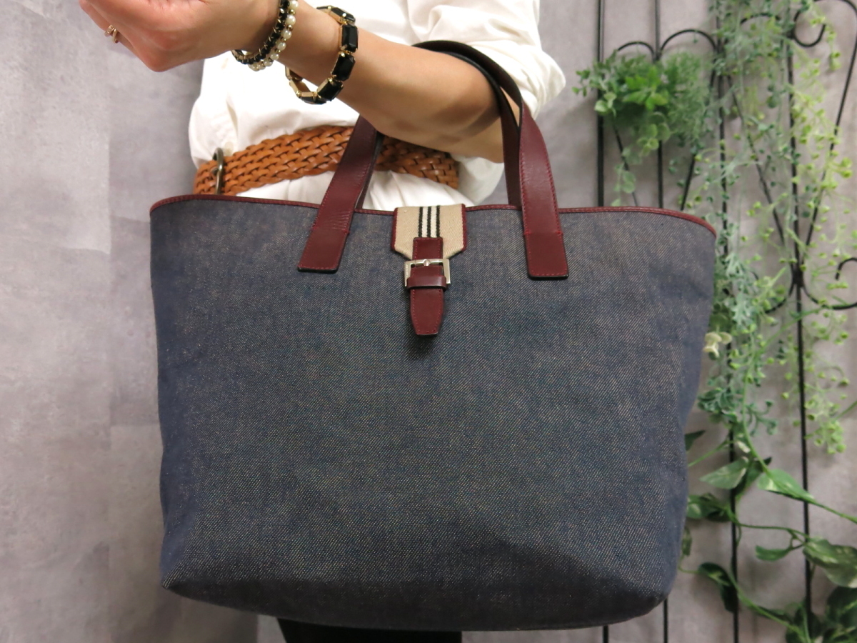 ○超美品○BURBERRY バーバリー○デニム レザー 本革○トート バッグ 