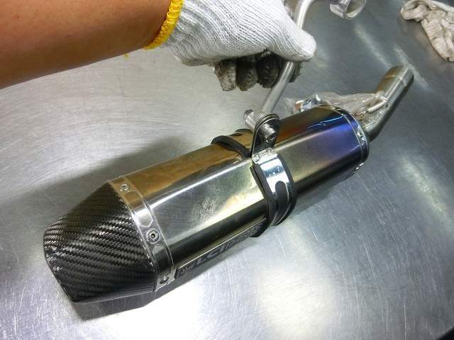 FZR250R LCIスリップオンマフラー交換 - PUSH!PUSH!PUSH!.net