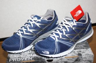 数量限定，限定SALE ノースフェイス 28㎝ 紺シルバー ウルトラ レプルージョン レース NF51500 ランニングシューズ マラソンジョギング(28.0cm)｜売買されたオークション情報、yahooの商品情報をアーカイブ公開 - オ 28.0cm