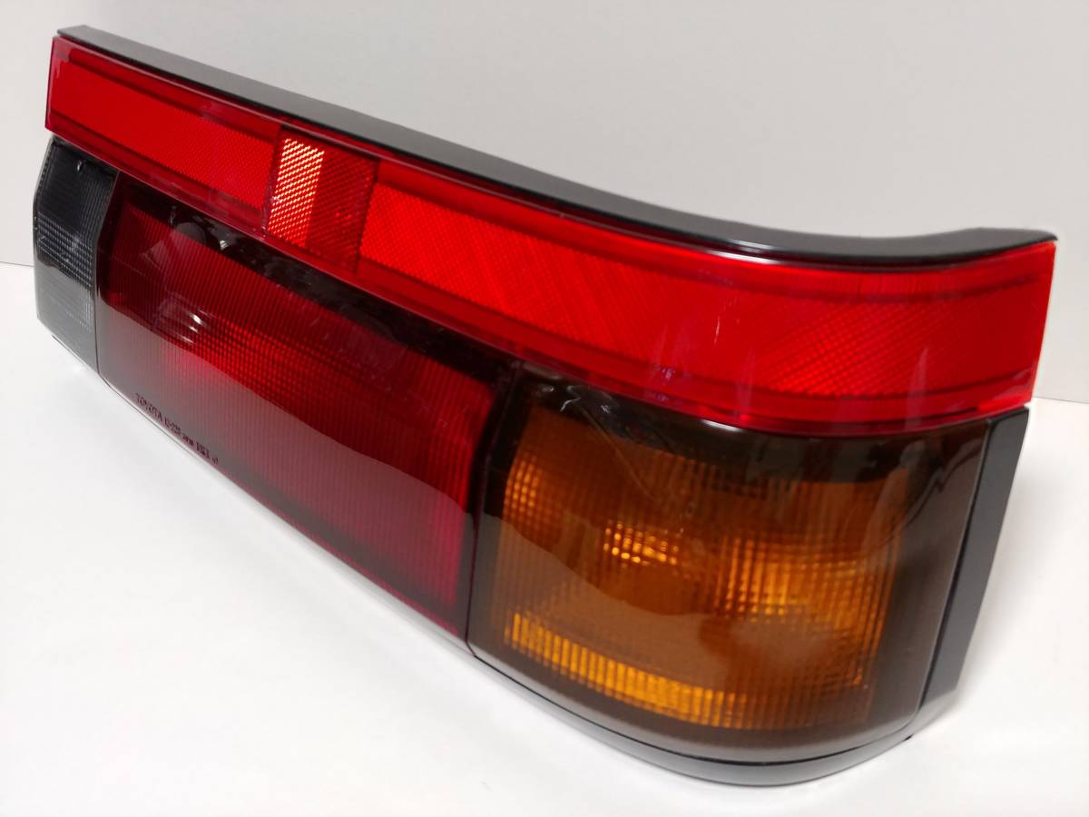 最新作，お買い得 AE86 後期 トレノ テール一式 テールランプ テール