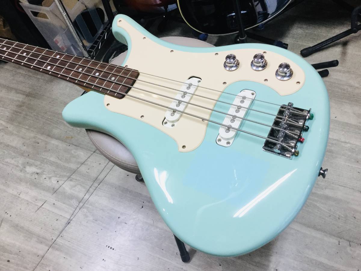 Yamaha SBV-500 Bass ヤマハSG-7の流れをくむ レトロでシャープな