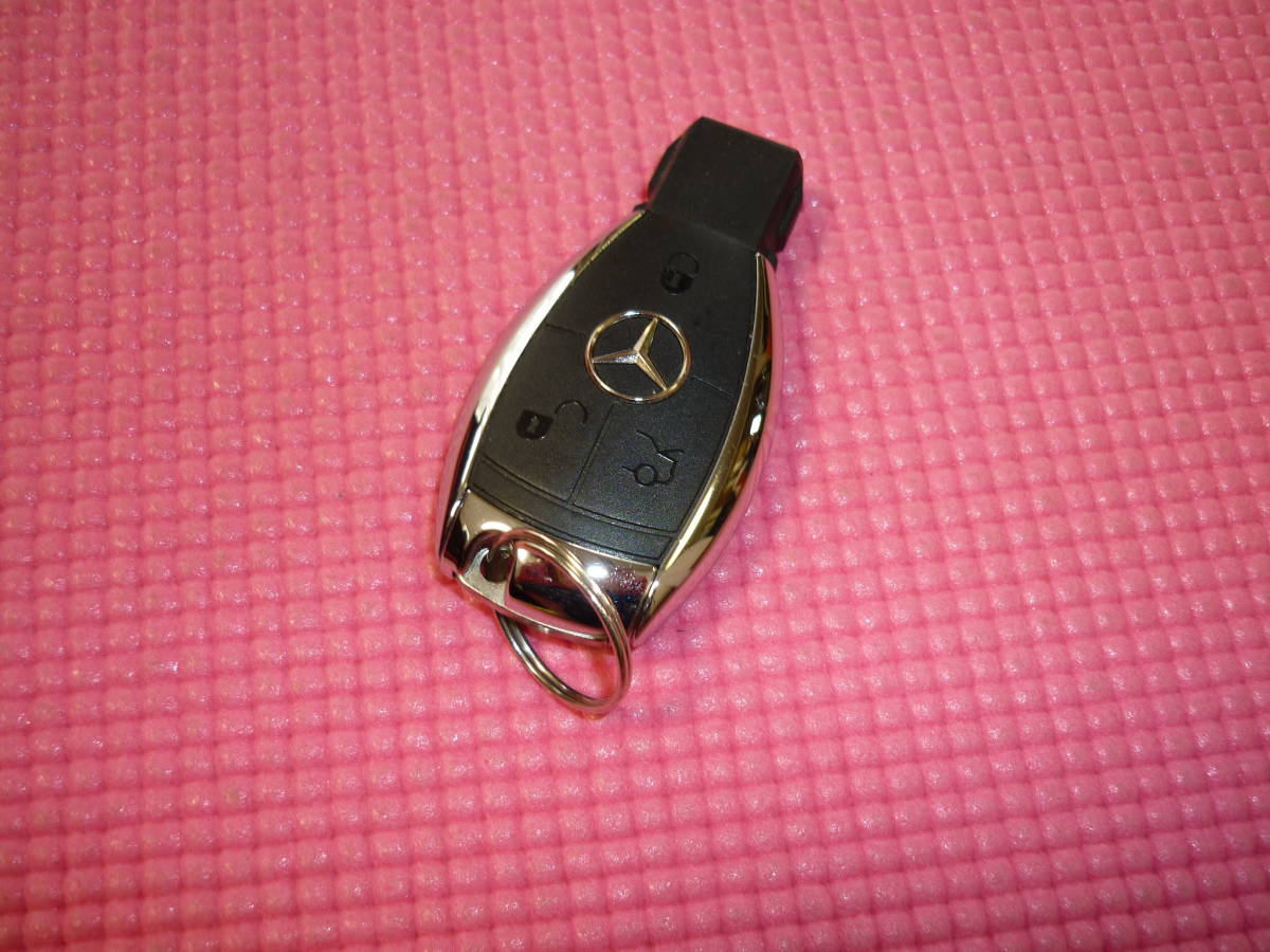 ★★★　メルセデス　ベンツ　Cクラス　250　純正　キーレスキー　リモコンキー　3つボタン　メッキ　Mercedes　Mベンツ　★★★
